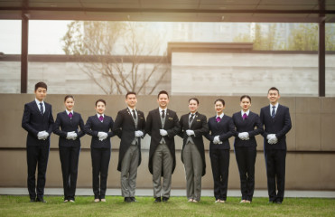 東原物業(yè) 向前一步，以“東原式幸?！遍_(kāi)啟市場(chǎng)化服務(wù)新篇章